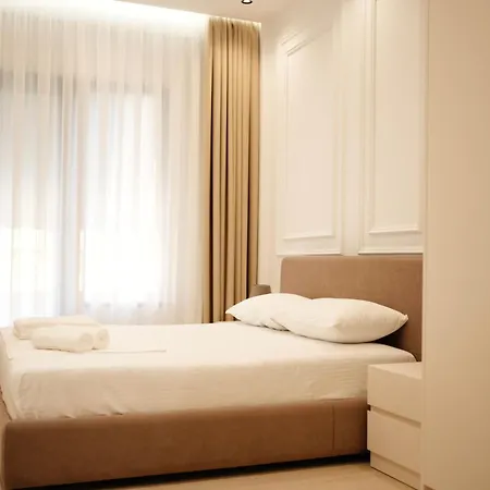 公寓 Avra Sarandë