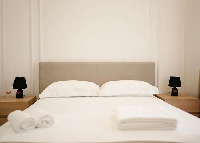 Avra Apartment *