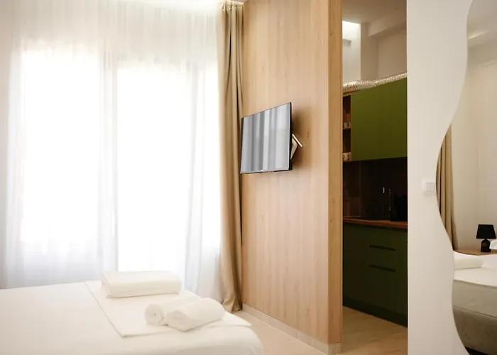 Apartment Avra