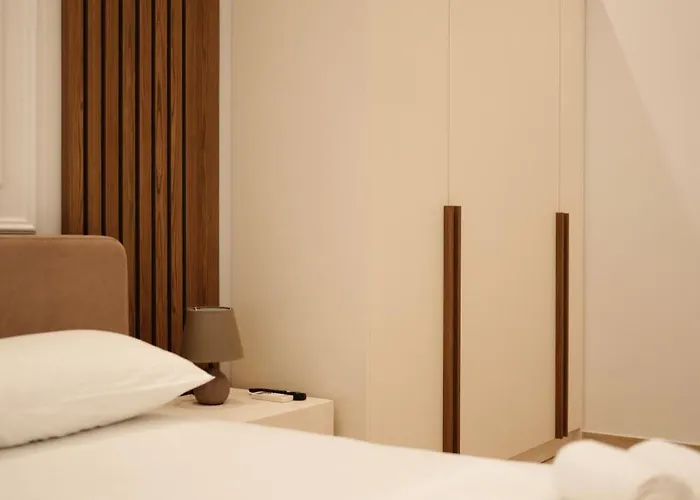 Apartment Avra