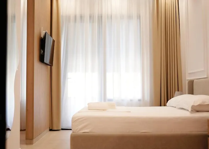 Avra Apartment *