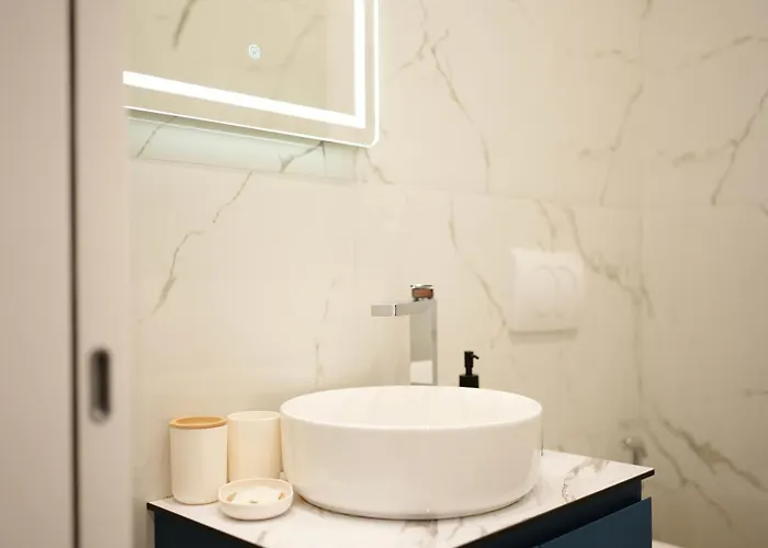 Avra Apartment *